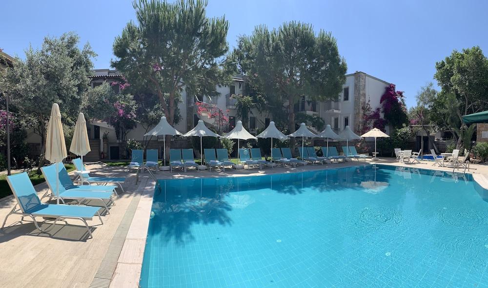 Moonshine Hotel & Suites Bodrum Exterior photo